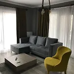 Centrum House Aparthotel 2*