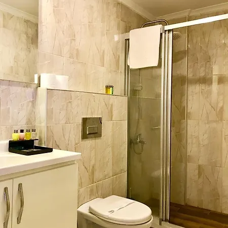 Centrum House Aparthotel 2*